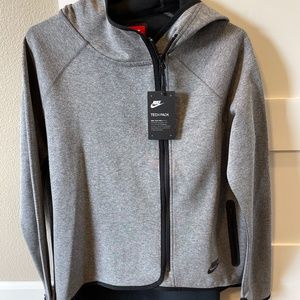 Nike jacket - tags are off. Worn 1x